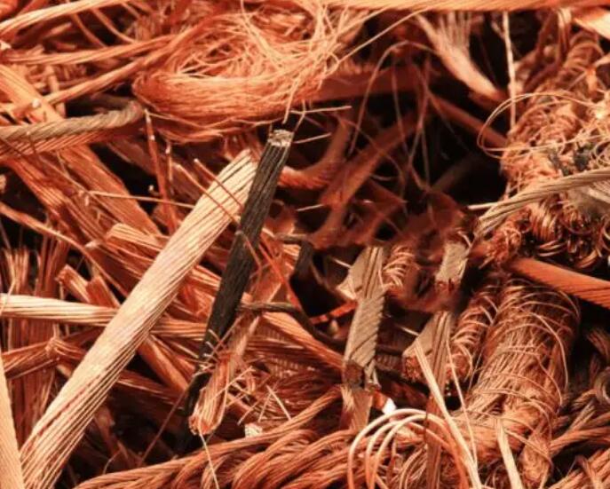 ��ͭ���հ���